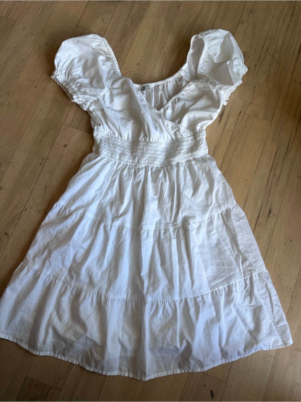 Never Worn Hollister White Puff Sleeve Tiered Sundress
